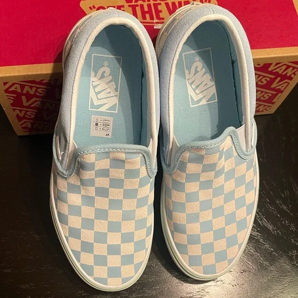 Vans Classic Suede Checkered Slip On Shoe - Picture 3 of 7